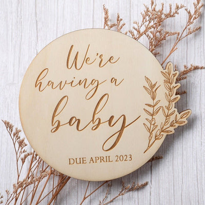 Wooden Pregnancy Announcement Disc - Folliage - Fauve + Co