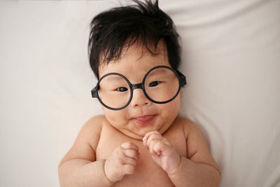 Simple & Creative Newborn Photography Ideas We Love
