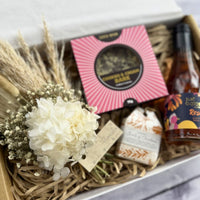 Christmas Bliss Delight Gift Box