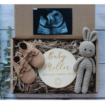 Neutral Pregnancy Announcement Gift Box - Fauve + Co