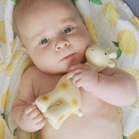Tikiri Rubber Giraffe Zoo Animal - Fauve + Co