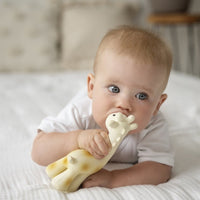 Tikiri Rubber Giraffe Zoo Animal - Fauve + Co